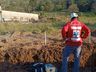 Homem fica parcialmente soterrado após ser atingido por pedra em obra no Oeste de SC