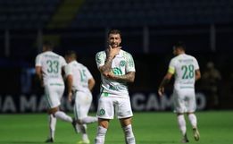 Chape vence o Avaí na Capital e continua liderando a Serie B 