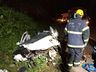 Jovem morre após violenta colisão entre carro e caminhão na BR-282