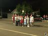 Grande público acompanha o acionamento das luzes de Natal na praça de São João do Oeste