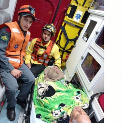 Idoso de 70 anos é resgatado por bombeiros no interior de São Lourenço do Oeste