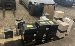 PM apreende 254 garrafas de vinho e cocaína em Dionísio Cerqueira