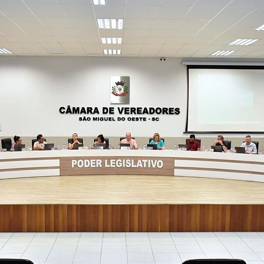 Câmara de Vereadores de São Miguel do Oeste limita concessão de moções de aplauso