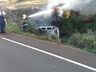 Veículo capota e pega fogo na SC-160