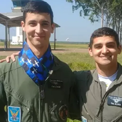 Saiba quem são as vítimas de queda de avião da FAB em Santa Catarina