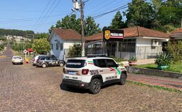 VÍDEO: Após ferir homem a facadas, agressor é morto por jovem de 18 anos em Belmonte