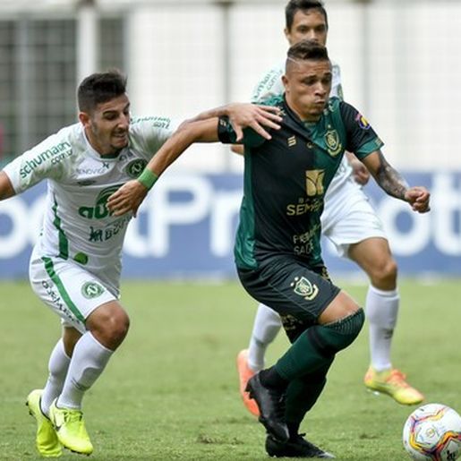 No duelo dos lideres América e Chape ficam no empate, o Verdão segue na ponta