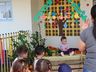 Centro Municipal de Educação Infantil promove dia da fruta com alunos