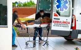 VÍDEO; Homem tenta defender mulher e acaba agredido com golpes de madeira na cabeça 