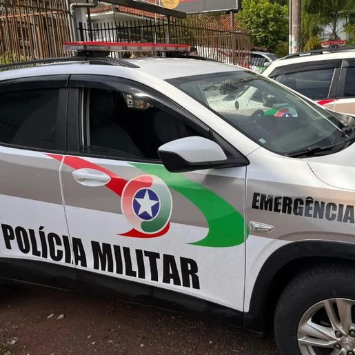 Trio é detido por ameaça e furto em residência, em São Miguel do Oeste