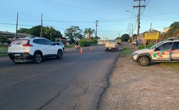 Colisão traseira deixa trânsito lento na Avenida Willy Barth em SMOeste 