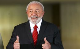 Governo prevê salário mínimo de R$ 1.421 para 2024