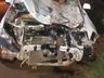 Carro colide em animal na SC-480, motorista fica ferido e boi morto