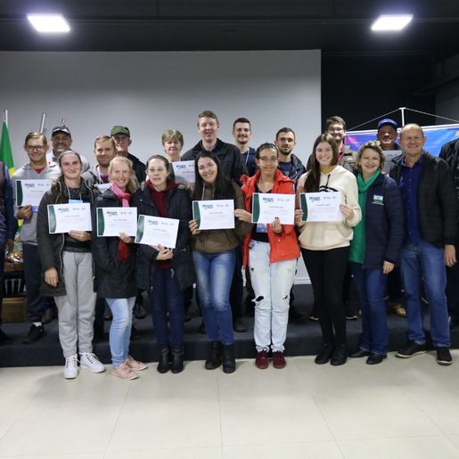 Doze propriedades de Iporã  do Oeste recebem  certificado do programa Negócio Certo Rural