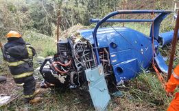 Piloto e criança são resgatados de queda de helicóptero em SP; dois morrem