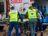 VÍDEOS: Colisão entre carro e moto deixa motociclista gravemente ferido