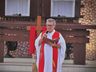 Celebração da Paixão e Morte do Senhor lota Igreja Matriz, em São Miguel do Oeste