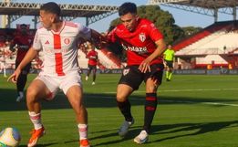 Jogando fora de casa, Inter perde por 1 a 0 para o lanterna do Brasileirão