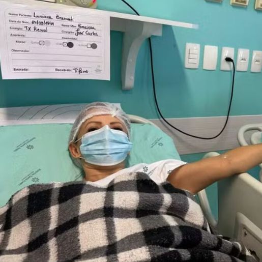 Mulher perde função renal e recebe rim do próprio marido em SC