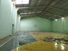 Telhado de ginásio comunitário é danificado por vento forte