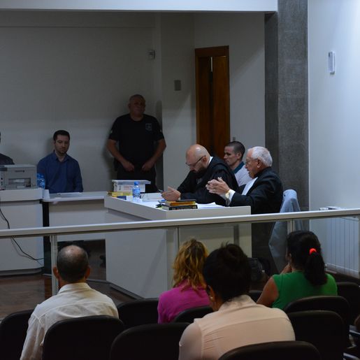 Acusado de homicídio é condenado a 21 anos e quatro meses de prisão 