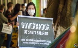VÍDEO: Varejistas realizam manifesto contra decisão de estender decreto pelo governador  