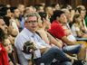 Fiéis lotam Igreja Matriz em celebração de véspera de Natal