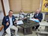 Rádio Itapiranga reúne candidatos a prefeito de Itapiranga