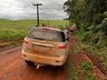 Veículo capota após fuga da Polícia Militar em São Miguel do Oeste