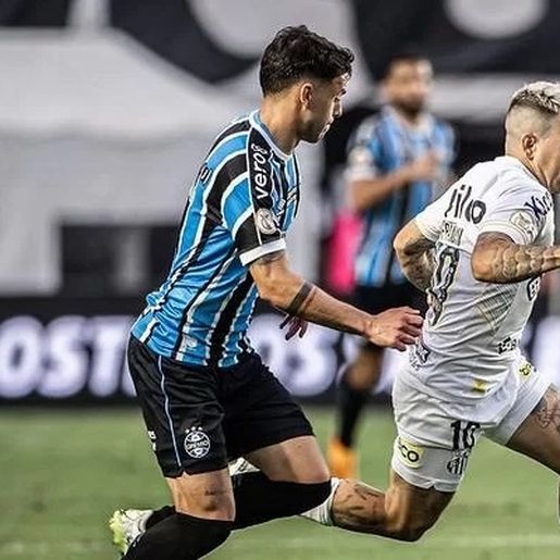 Grêmio perde para o Santos de virada, em lance bizarro de desatenção