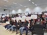 Servidores públicos municipais lotam plenário da Câmara; saiba mais
