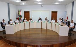 Vereadores mirins de Itapiranga realizam primeira sessão ordinária 
