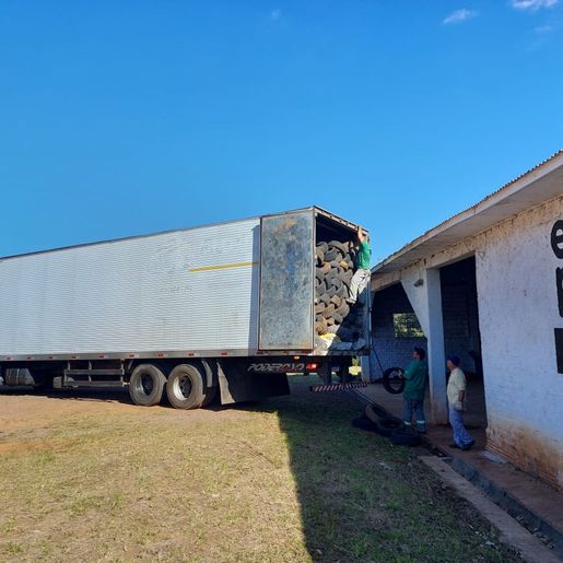 Ecoponto realiza entrega de quase 12 toneladas de pneus inservíveis