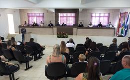 Prefeito e vice reeleitos e vereadores são empossados em Princesa