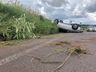 Motorista sofre escoriações em capotamento na SC-160 