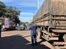 Motociclista fica gravemente ferido em colisão com caminhão em SMOeste