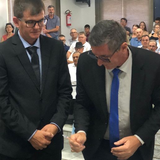 Eder Marcon e vereadores tomam posse em Bandeirante com nova equipe de governo