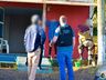 Após flagrar menor trabalhando, polícia fecha casa de prostituição na BR-282