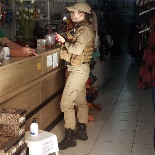 Polícia Militar continua com ações de enfrentamento a COVID-19