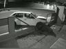 VÍDEO: Homem não habilitado colide carro contra muro de residência