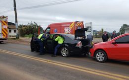 Colisão entre dois veículos deixa motorista ferida em Iporã do Oeste