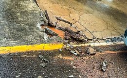Raio cai ao lado da prefeitura de Belmonte e danifica objetos elétricos e eletrônicos 