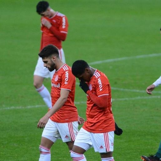 Inter volta a ser Inter no Brasileiro, e decepciona novamente perdendo em casa para o Palmeiras  