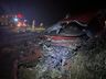 Dois jovens morrem após grave acidente entre carro e caminhão na BR-282