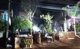 Incêndio atinge quatro residências em Chapecó