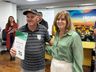 Prefeitura de São Miguel do Oeste entrega escrituras a moradores da Linha Cruzinhas