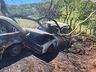 Incêndio consome carros abandonados na Secretaria de Obras de Itapiranga