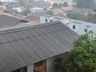 VÍDEO: Após forte calor, cidades de SC registram chuva e granizo