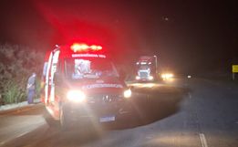 Acidente com capotamento deixa motorista ferido na BR-163, em Guarujá do Sul