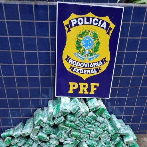PRF encontra mais de R$ 100 mil em tabletes de maconha escondidos em veículo na BR 163